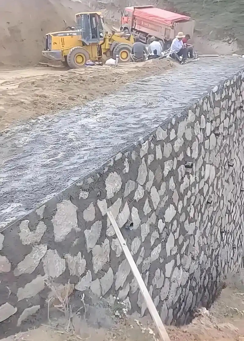 承德兴隆县边坡加固